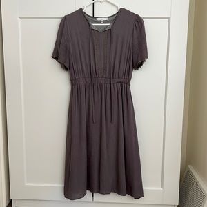 Piper & Scoot Gray Dress with lace detail. Size small.